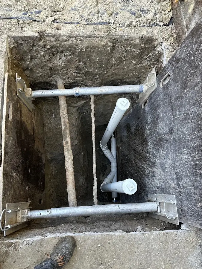 Experienced plumber completing Gas Line Repair work in Manalapan